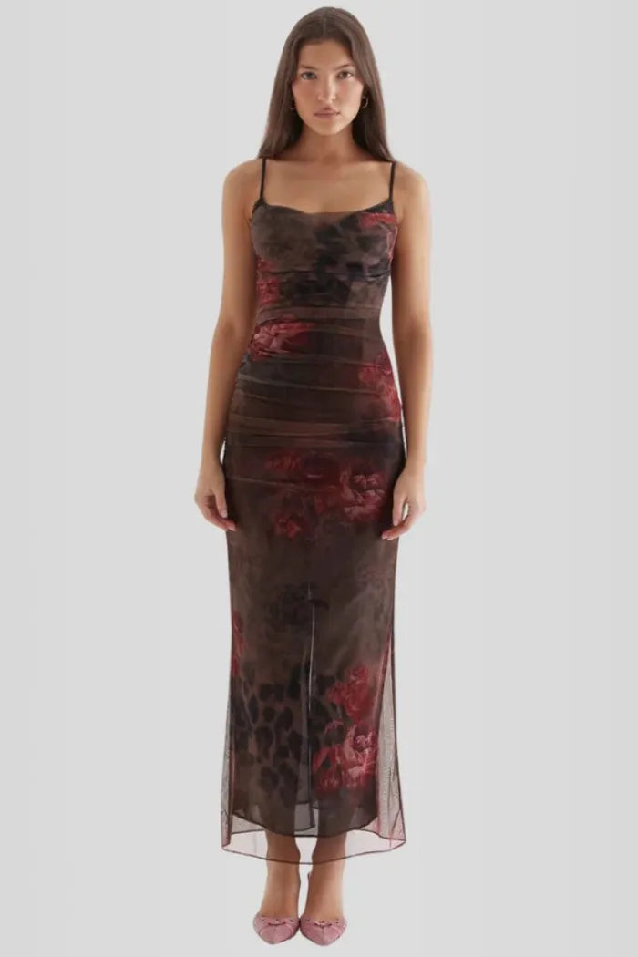 Nhayra – Langes, schmal geschnittenes Kleid