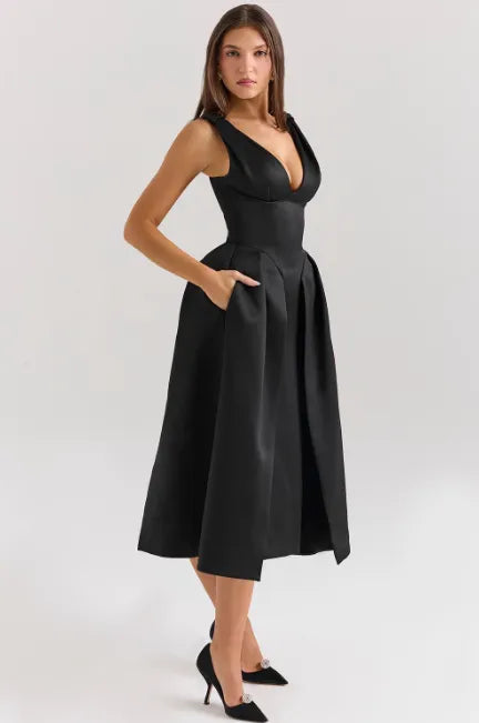 Robe midi plissée en satin pêche