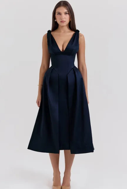Robe midi plissée en satin pêche
