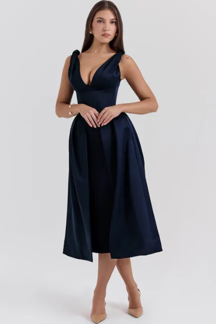 Robe midi plissée en satin pêche