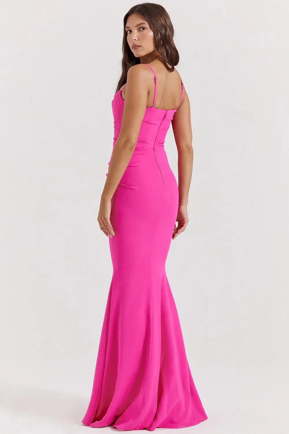 Langes Weinrotes Kleid Jamilly – Vielseitigkeit in jedem Detail