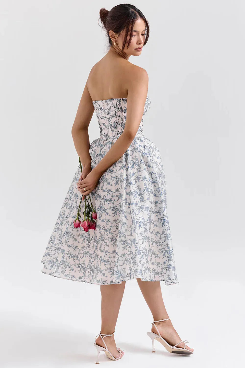 Robe fleurie mi-longue modèle Estefhanie
