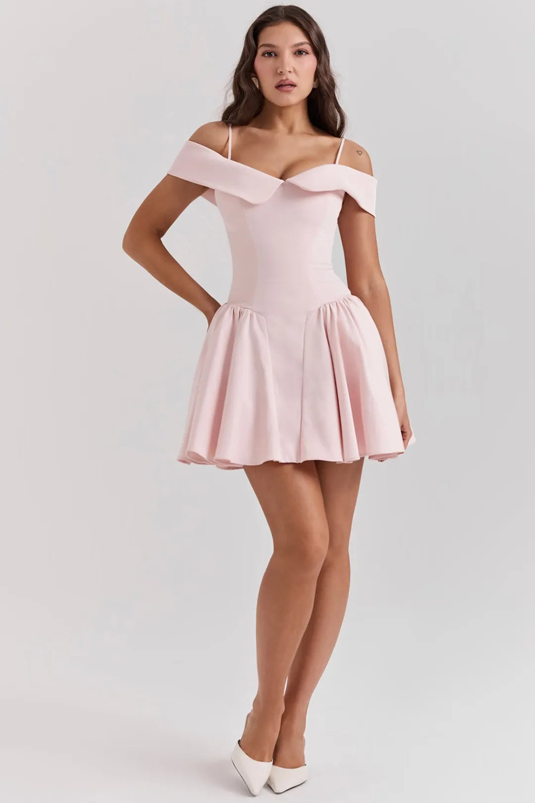 Short Ballerina Dress Off-Shoulder Pink Elida Model