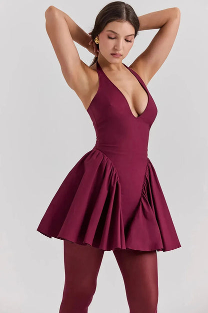 Short Shaping Dress with Straps in Wine Color Georginna Model