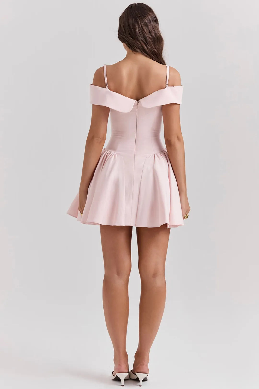 Short Ballerina Dress Off-Shoulder Pink Elida Model