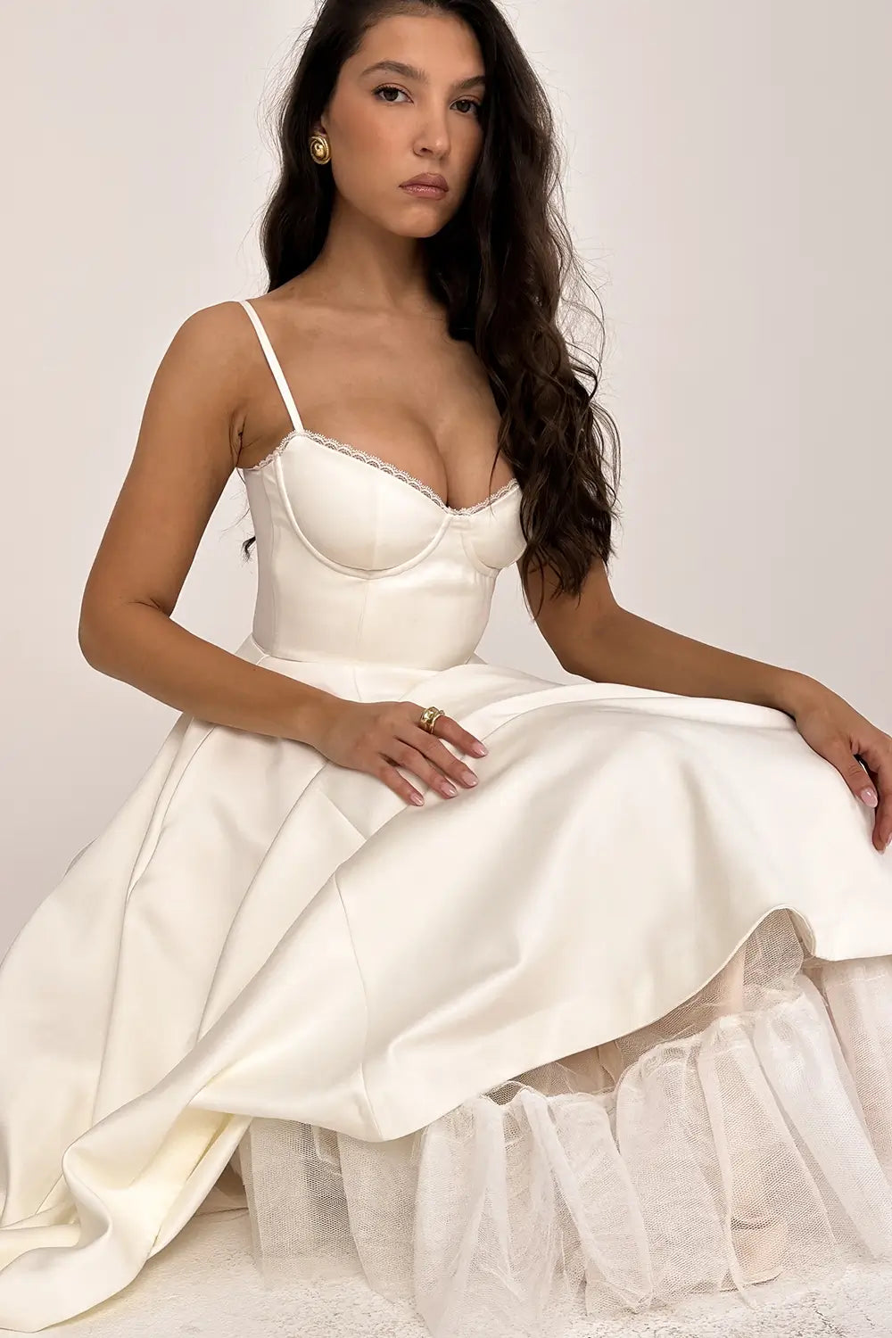 Cloe Midi Dress – The European Elegance You Deserve