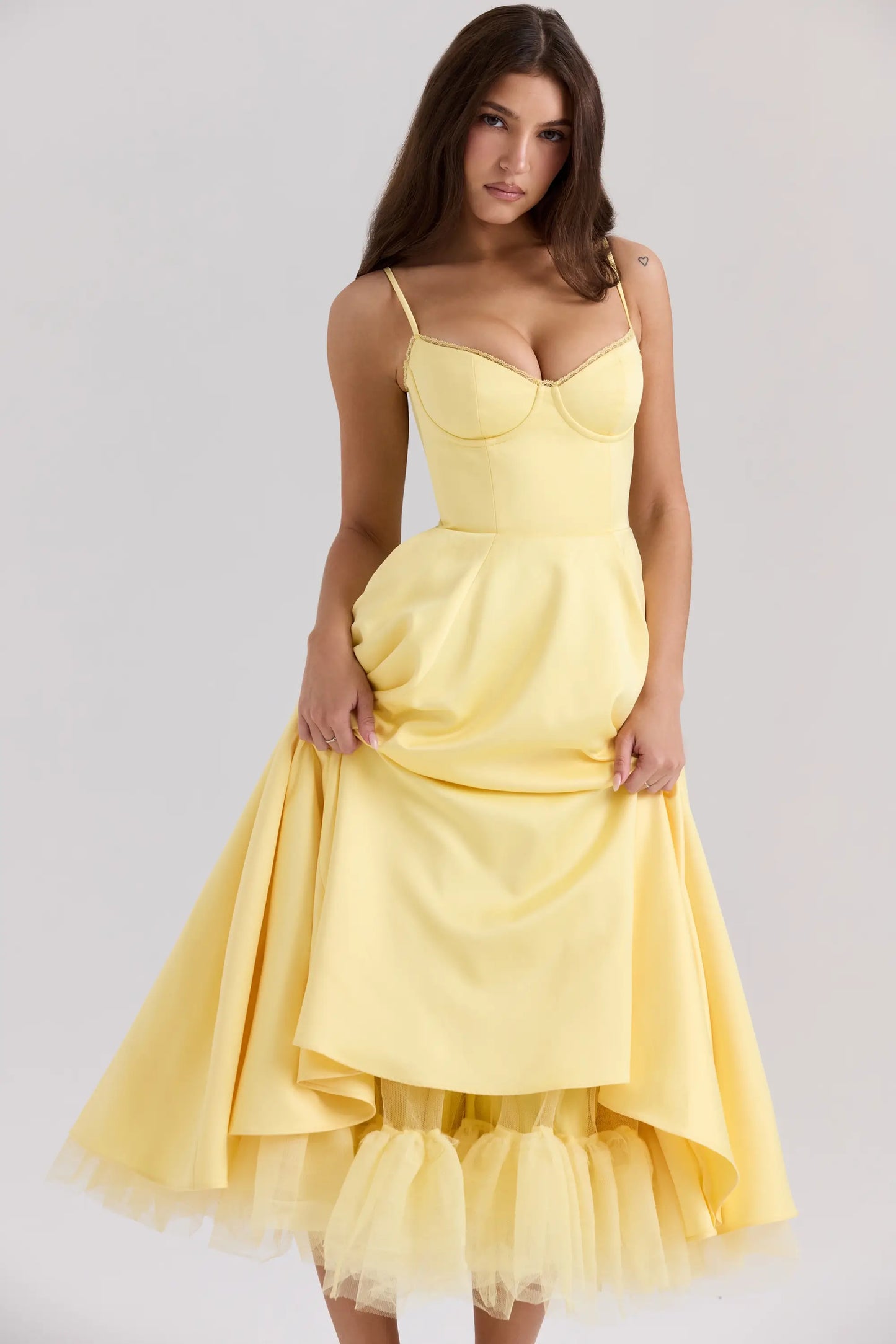 Cloe Midi Dress – The European Elegance You Deserve