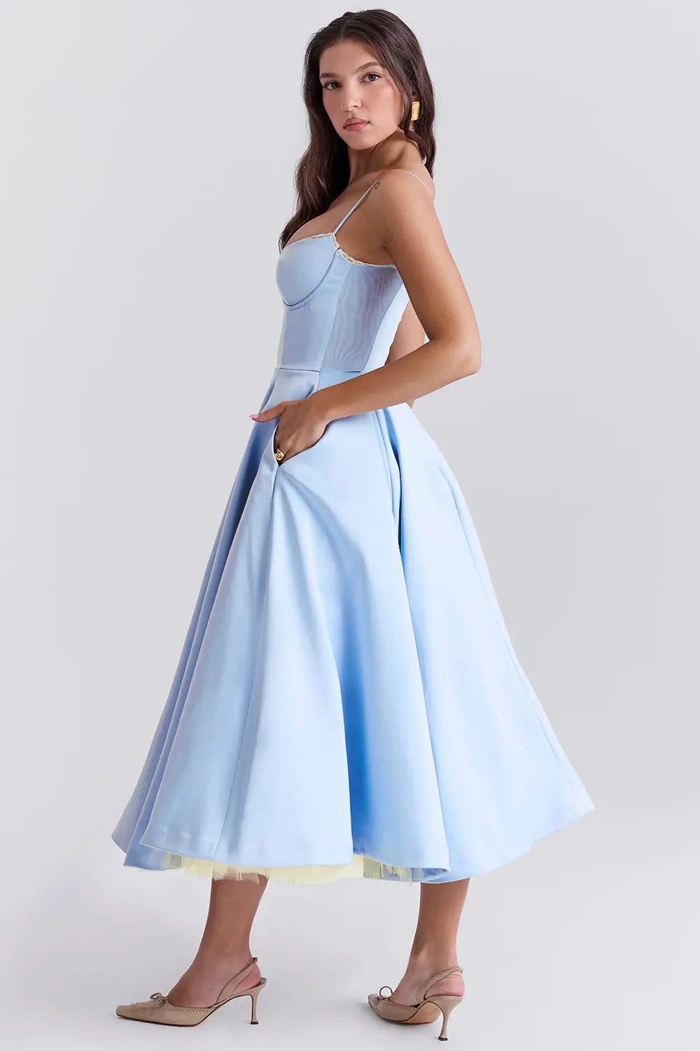 Cloe Midi Dress – The European Elegance You Deserve